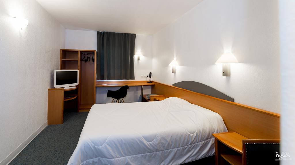 Hotel First Rodez Phòng bức ảnh