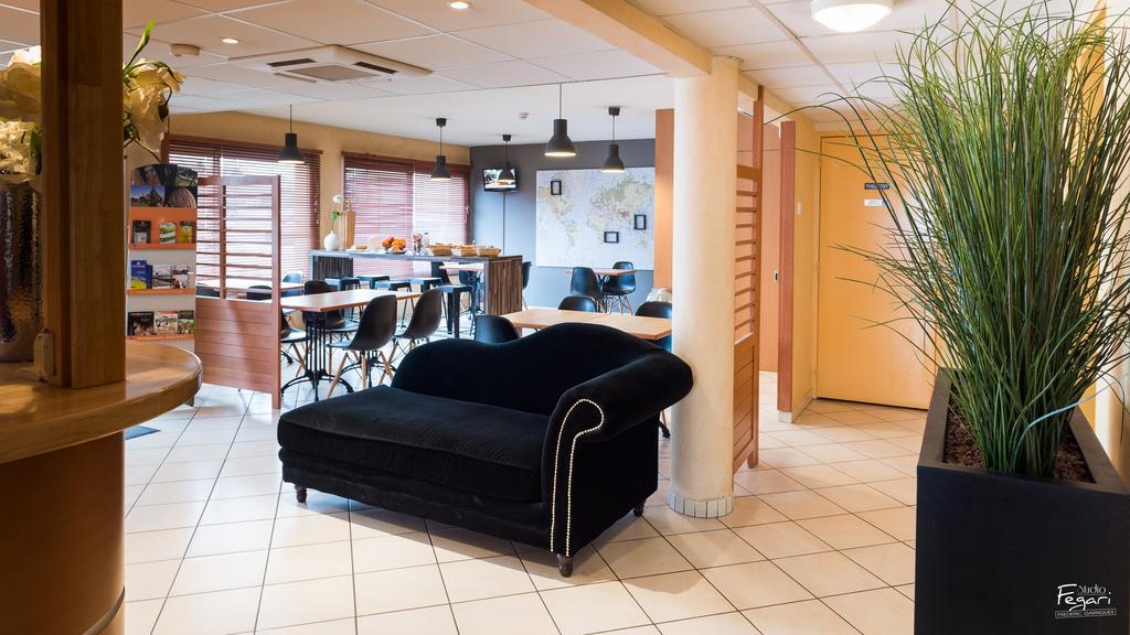 Hotel First Rodez Ngoại thất bức ảnh