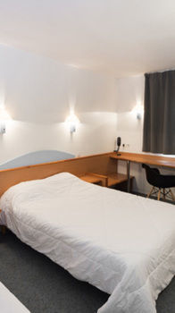 Hotel First Rodez Ngoại thất bức ảnh